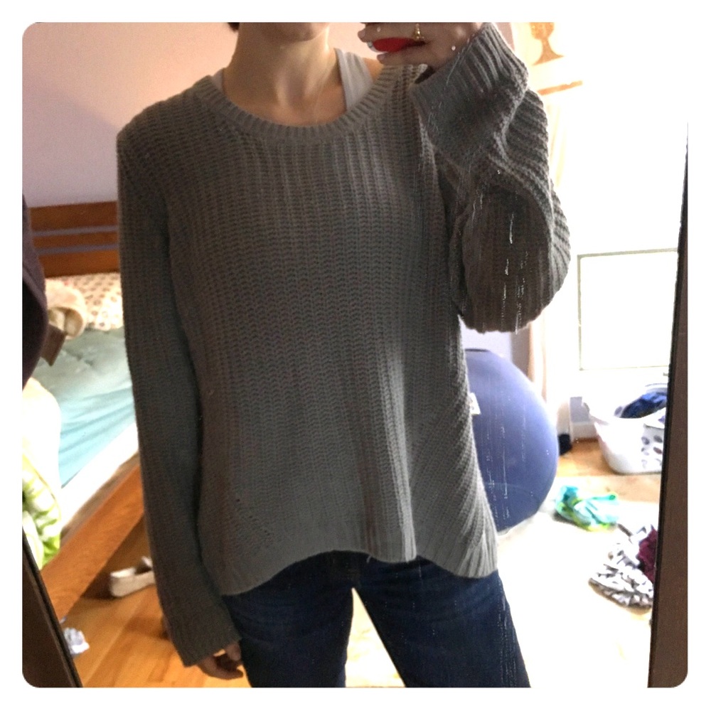 Gap gray sweater